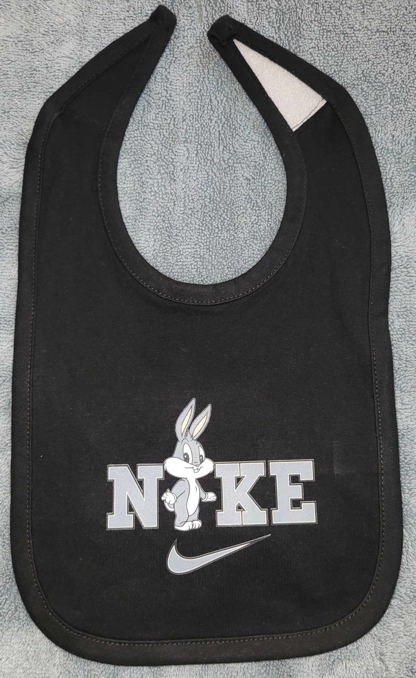 Nike Bugs Bunny Bib